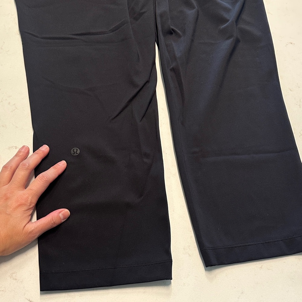 Lululemon Stretch High Rise Cropped Pants - Black - Picture 8 of 10